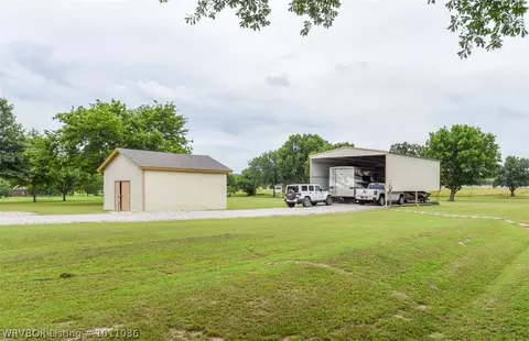 702 E Pryor Ave, Pocola, OK 74902 photo 21
