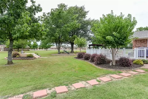 702 E Pryor Ave, Pocola, OK 74902 photo 22