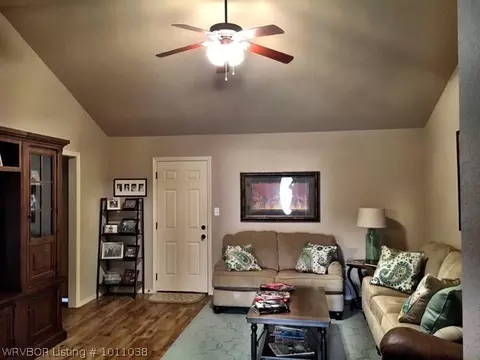 101 Chase, Pocola, OK 74902 photo 5