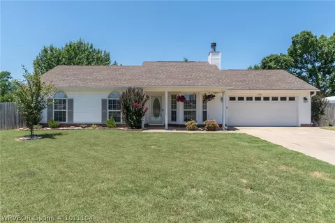 1214 Ruby Cir, Van Buren, AR 72956 photo 1