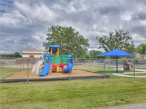 4720 Berkley Ave, Fort Smith, AR 72904 photo 13