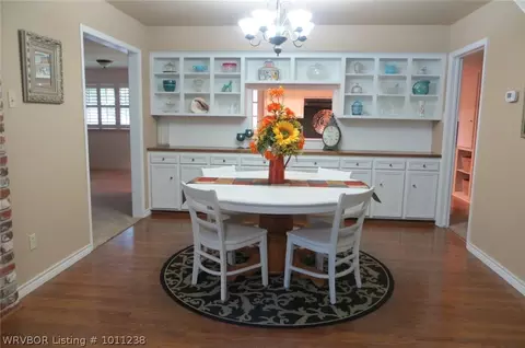 2518 Riviera Cir, Fort Smith, AR 72903 photo 9