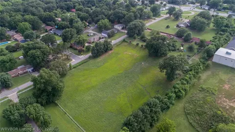 5601 Park Ave, Fort Smith, AR 72903 photo 12