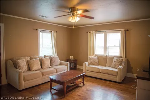 1310 35th St, Fort Smith, AR 72904 photo 2