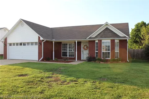 1904 Eastgate Dr, Greenwood, AR 72936 photo 1