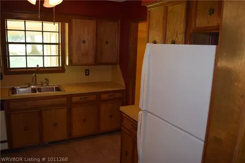 7909 Texas Rd, Fort Smith, AR 72908 photo 3