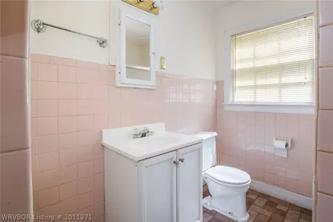 1325 S 17 St, Fort Smith, AR 72901 photo 9