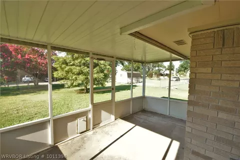 1603 Strozier Ct, Barling, AR 72923 photo 13