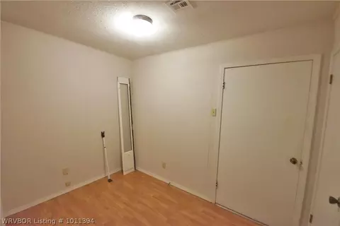 1603 Strozier Ct, Barling, AR 72923 photo 10