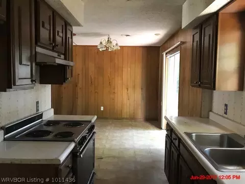 8901 S Fresno St, Fort Smith, AR 72903 photo 4