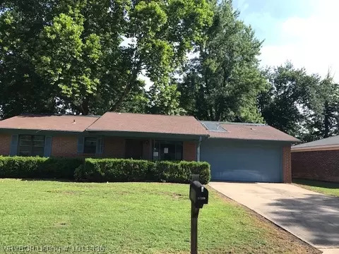 8901 S Fresno St, Fort Smith, AR 72903 photo 1