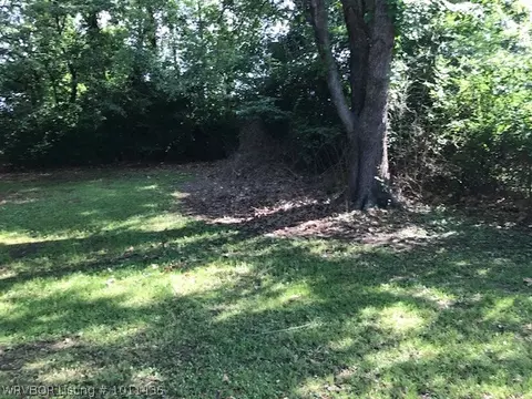 8901 S Fresno St, Fort Smith, AR 72903 photo 14