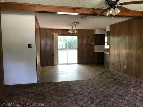 8901 S Fresno St, Fort Smith, AR 72903 photo 3