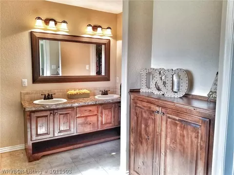 6109 Hickory Ln, Fort Smith, AR 72916 photo 9