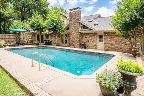 2307 Camelot Dr, Fort Smith, AR 72903 photo 6
