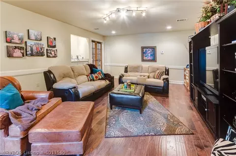 2307 Camelot Dr, Fort Smith, AR 72903 photo 4
