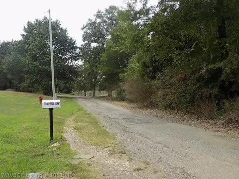 100 Pierce Loop, Wister, OK 74966 photo 8