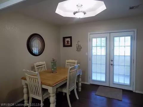 100 Pierce Loop, Wister, OK 74966 photo 13