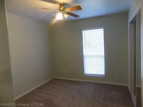100 Pierce Loop, Wister, OK 74966 photo 27