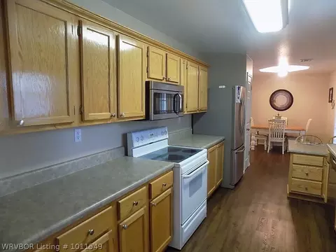 100 Pierce Loop, Wister, OK 74966 photo 16