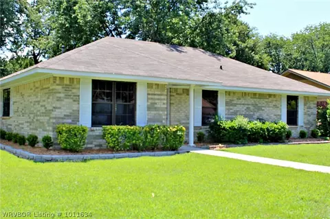 3424 Londonderry Rd, Fort Smith, AR 72908 photo 2
