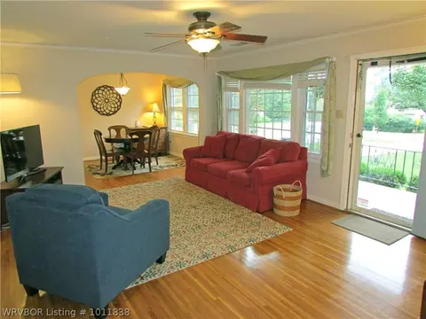 5220 Highland Dr, Fort Smith, AR 72903 photo 2