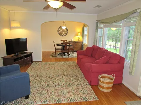 5220 Highland Dr, Fort Smith, AR 72903 photo 3