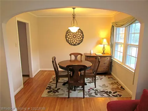 5220 Highland Dr, Fort Smith, AR 72903 photo 4