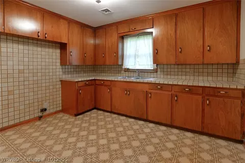 3716 Boston St, Fort Smith, AR 72903 photo 2
