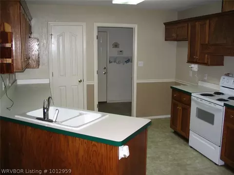 205 28th St, Ozark, AR 72949 photo 7