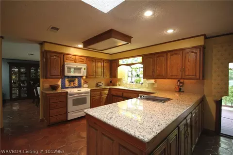 13 Riverlyn Ter, Fort Smith, AR 72903 photo 8