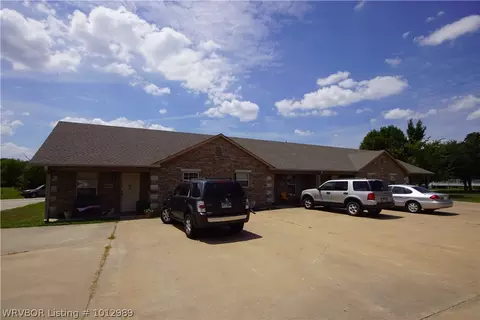 417 Vine St, Hackett, AR 72937 photo 1