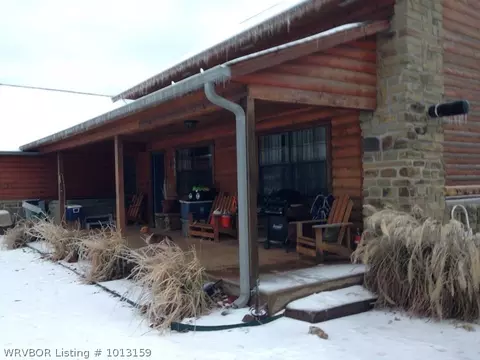 887 Hester St, Hartford, AR 72938 photo 3