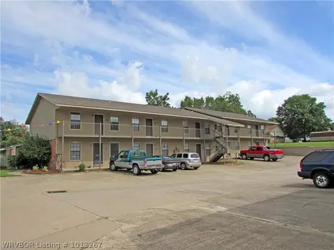 2022 2104 2110 2118 Phoenix Ave, Fort Smith, AR 72901 photo 1