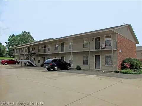 2022 2104 2110 2118 Phoenix Ave, Fort Smith, AR 72901 photo 2