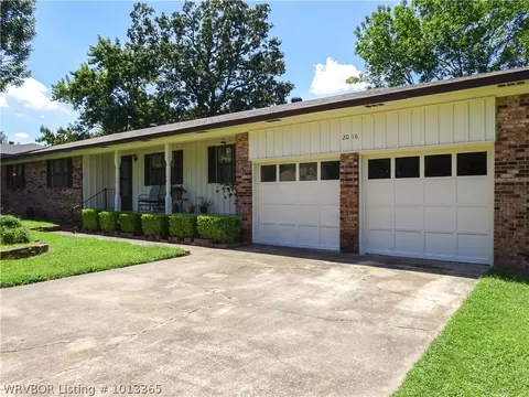 2016 S 64th St, Fort Smith, AR 72903 photo 1