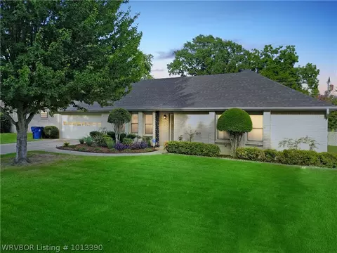 8117 Meadow Dr, Fort Smith, AR 72908 photo 1