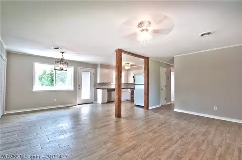 2203 Barbara Ln, Lavaca, AR 72941 photo 9