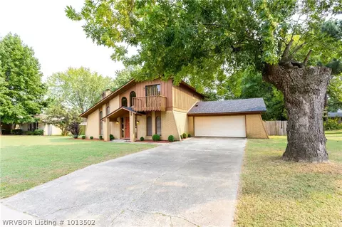6404 Dallas St, Fort Smith, AR 72903 photo 2