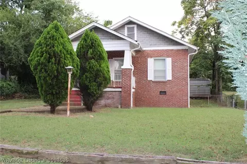 1616 S W St, Fort Smith, AR 72901 photo 2