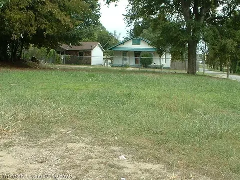 1115 N Q St, Fort Smith, AR 72904 photo 1