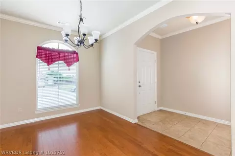704 Windbrook Ct, Fort Smith, AR 72908 photo 9