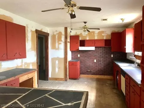 1904 High St, Fort Smith, AR 72904 photo 5