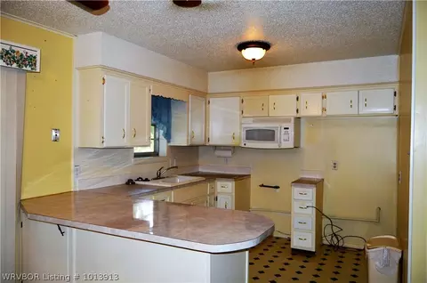 1104 22nd St, Barling, AR 72923 photo 5