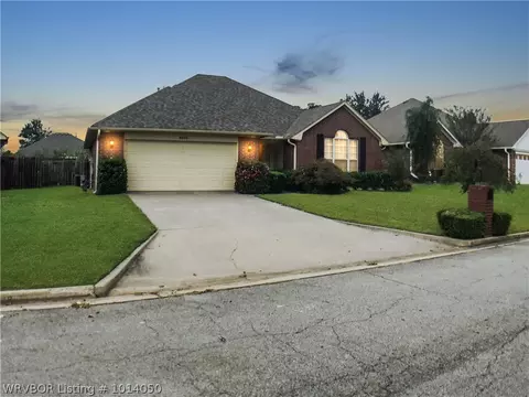 6320 Parkfront Dr, Fort Smith, AR 72916 photo 1