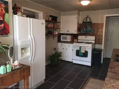 1211 S Division St, Lavaca, AR 72941 photo 4