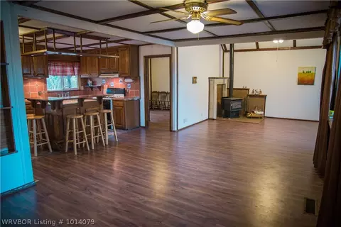 1403 H St, Barling, AR 72923 photo 2