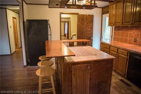 1403 H St, Barling, AR 72923 photo 6