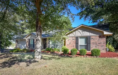 10701 Hunters Point Rd, Fort Smith, AR 72903 photo 2