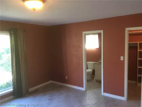 2107 Camelot Dr, Fort Smith, AR 72903 photo 10